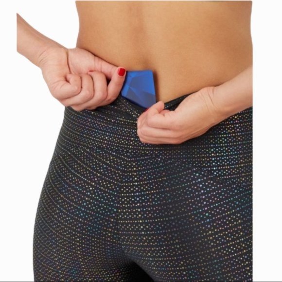 Spanx Booty Boost 7/8 Active Leggings in Very Black Multi - Picture 6 of 8